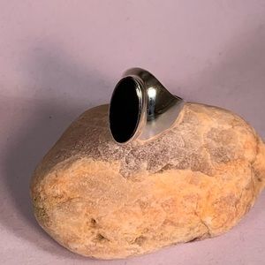 Genuine 925. Sterling Silver Ring With Real Onyx.